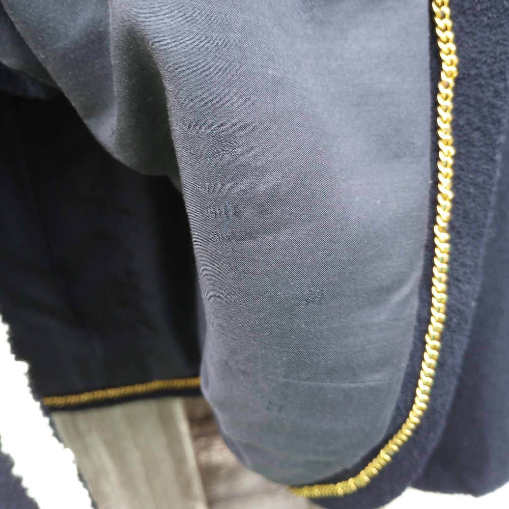 Chanel navy blue collarless jacket rare! - Picture 10 of 10